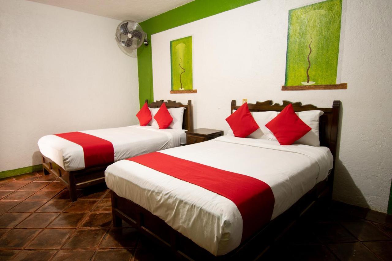 Hotel Marmil マリナルコ エクステリア 写真